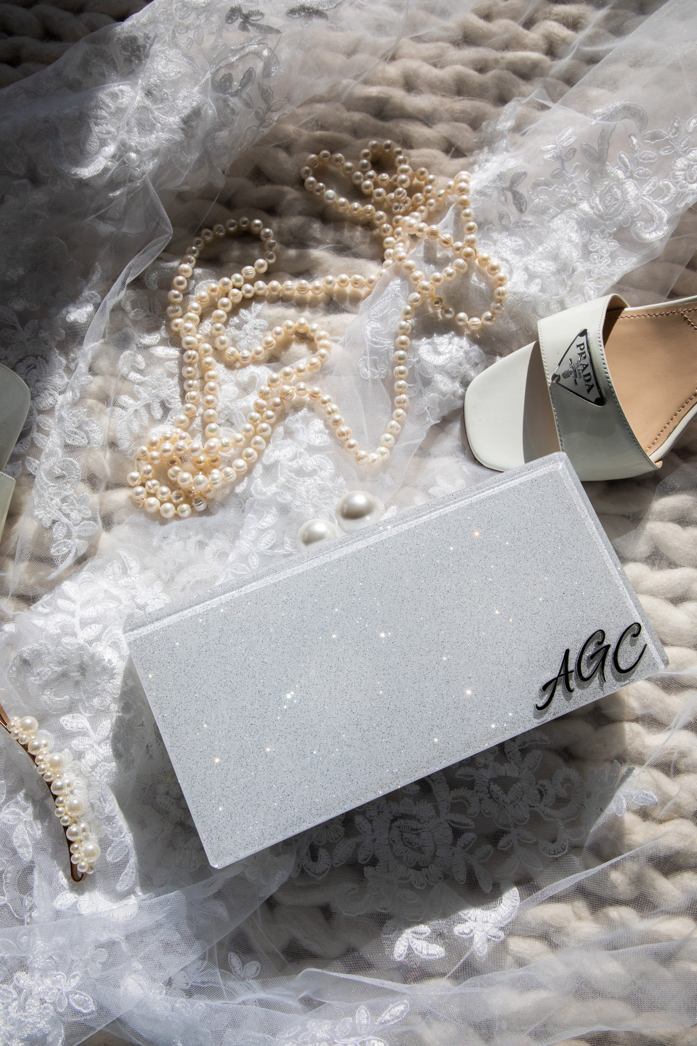 Bridal Bag for bridemaids and bride that makes the perfect bridesmaid gift