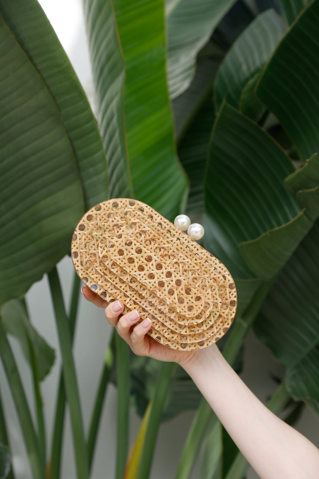 Round Rattan Handbag with Pearl Clasp